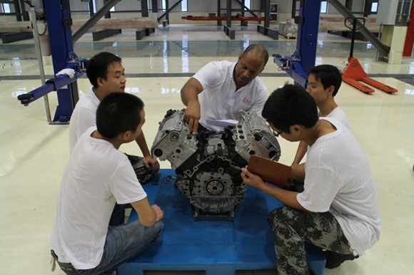 2015 GT Show改装盛宴 CRC携豪华改装车参展与技术交流